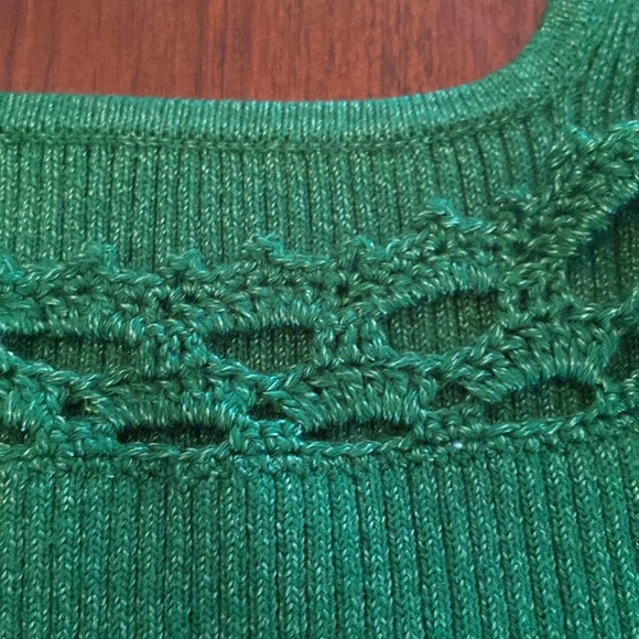 Oscar an Oscar de la Renta company size small green sweater tank - Picture 2 of 7